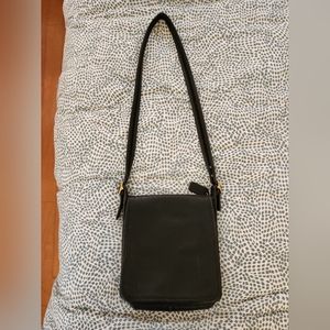 90s vintage Coach Legacy 9144 Studio Flap crossbody purse.
